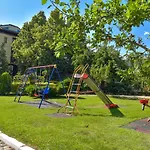 Bojur & Bojurland Complex Bansko