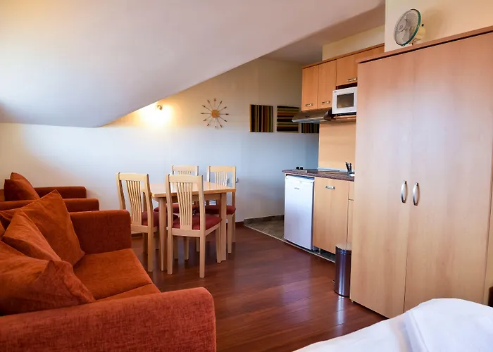 Bojur & Bojurland Complex 3*