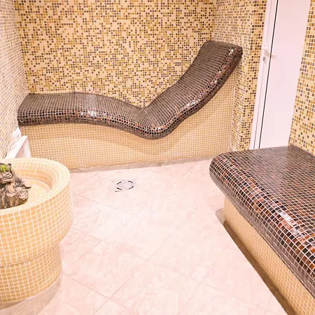 Hotel Bojur&bojurland Complex 3*