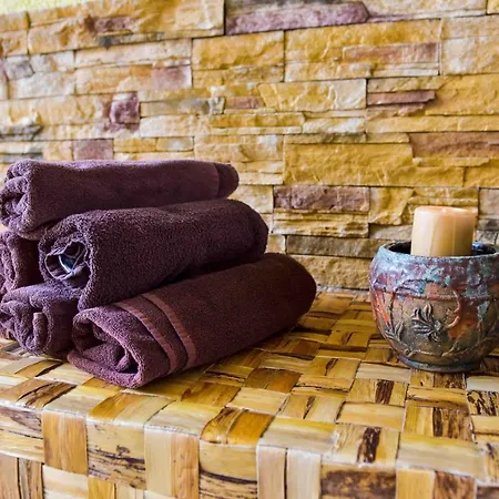 Hotel Bojur&bojurland Complex 3*