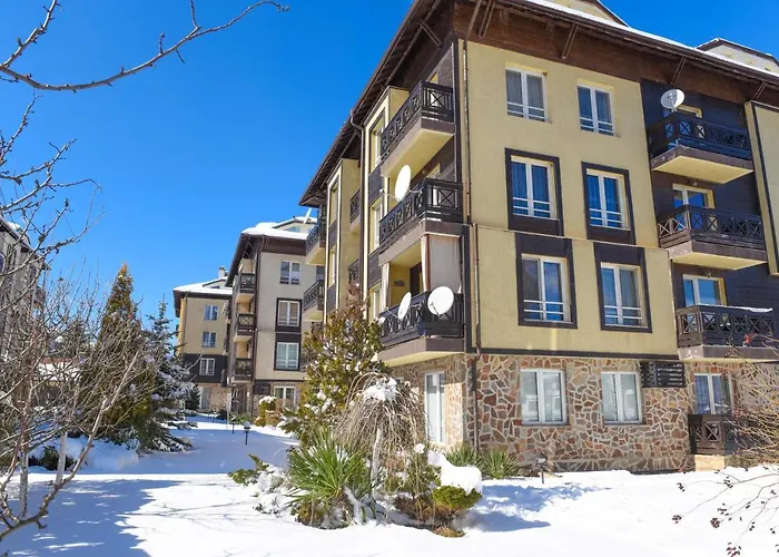 Hotel Bojur & Bojurland Complex 3*