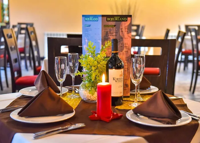 Hotel Bojur & Bojurland Complex