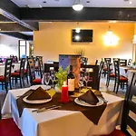 Bojur & Bojurland Complex מלון 3*
