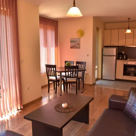 Bojur & Bojurland Complex Szálloda 3*