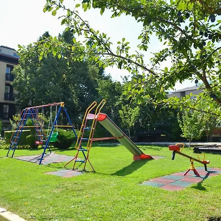 Готель Bojur & Bojurland Complex